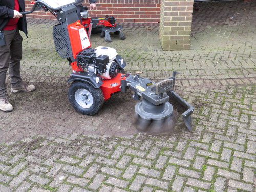 K1500 Removing moss from block paving using the Moss Brush Attachment