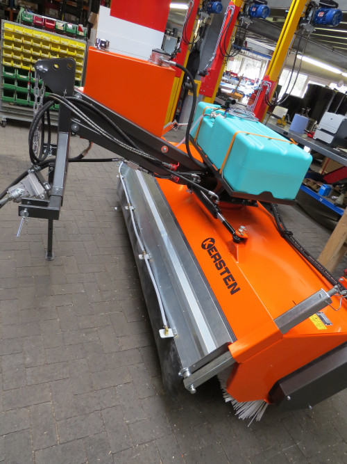 KM 25060 3 point linkage mounted sweeper with 100 litre water tank