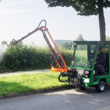 FS-3000-Watering-Arm-with-Powerjet-nozzle-watering-side-plantings-1